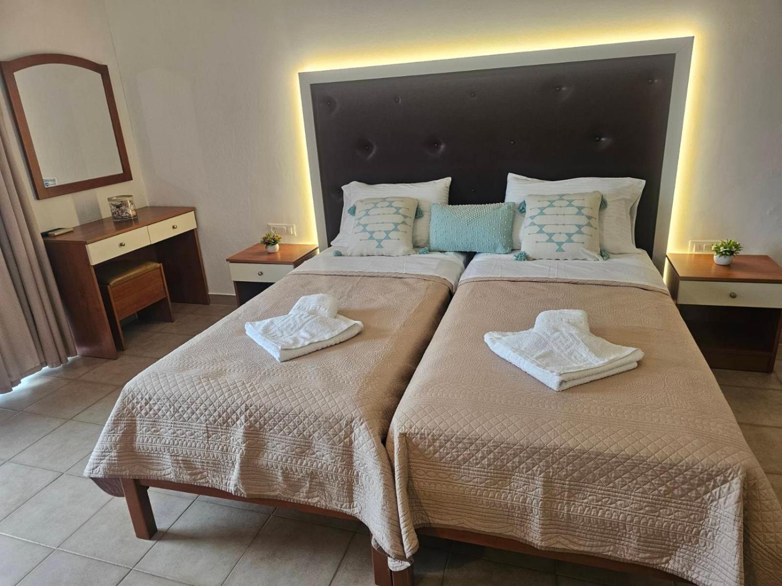 Apollonio Suites & Rooms Faliraki Rhodes Buitenkant foto